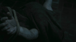 extant_GameOfThrones_3x03-WalkOfPunishment_2554