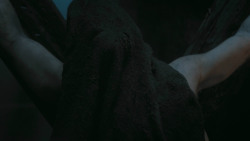 extant_GameOfThrones_3x03-WalkOfPunishment_2571