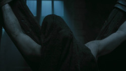 extant_GameOfThrones_3x03-WalkOfPunishment_2574