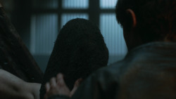 extant_GameOfThrones_3x03-WalkOfPunishment_2581