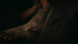 extant_GameOfThrones_3x03-WalkOfPunishment_2588