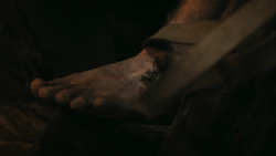 extant_GameOfThrones_3x03-WalkOfPunishment_2589