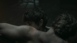 extant_GameOfThrones_3x03-WalkOfPunishment_2600