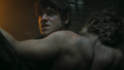 extant_GameOfThrones_3x03-WalkOfPunishment_2604