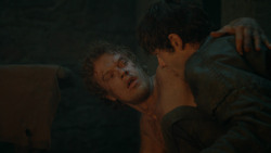 extant_GameOfThrones_3x03-WalkOfPunishment_2628