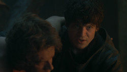 extant_GameOfThrones_3x03-WalkOfPunishment_2641