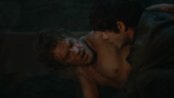 extant_GameOfThrones_3x03-WalkOfPunishment_2644