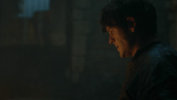 extant_GameOfThrones_3x03-WalkOfPunishment_2664