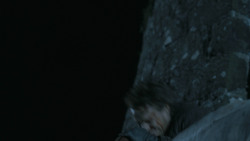 extant_GameOfThrones_3x03-WalkOfPunishment_2672