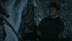 extant_GameOfThrones_3x03-WalkOfPunishment_2680