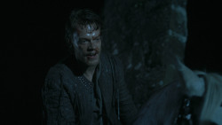 extant_GameOfThrones_3x03-WalkOfPunishment_2688