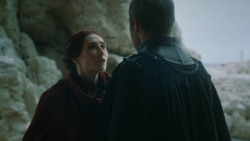 extant_GameOfThrones_3x03-WalkOfPunishment_2758