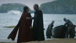 extant_GameOfThrones_3x03-WalkOfPunishment_2765