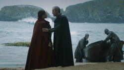 extant_GameOfThrones_3x03-WalkOfPunishment_2767