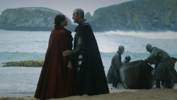 extant_GameOfThrones_3x03-WalkOfPunishment_2777