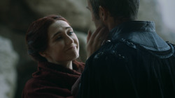 extant_GameOfThrones_3x03-WalkOfPunishment_2852
