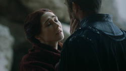 extant_GameOfThrones_3x03-WalkOfPunishment_2860