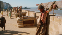 extant_GameOfThrones_3x03-WalkOfPunishment_2930