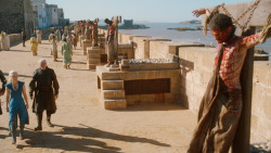 extant_GameOfThrones_3x03-WalkOfPunishment_2932
