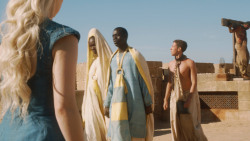 extant_GameOfThrones_3x03-WalkOfPunishment_2937