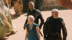 extant_GameOfThrones_3x03-WalkOfPunishment_2944