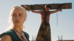extant_GameOfThrones_3x03-WalkOfPunishment_2956