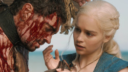 extant_GameOfThrones_3x03-WalkOfPunishment_2978