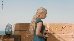 extant_GameOfThrones_3x03-WalkOfPunishment_3002