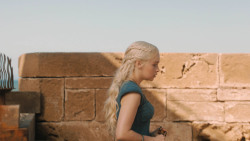 extant_GameOfThrones_3x03-WalkOfPunishment_3003