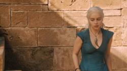 extant_GameOfThrones_3x03-WalkOfPunishment_3006