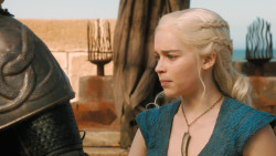 extant_GameOfThrones_3x03-WalkOfPunishment_3011