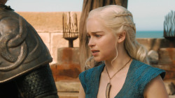 extant_GameOfThrones_3x03-WalkOfPunishment_3012