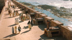 extant_GameOfThrones_3x03-WalkOfPunishment_3021