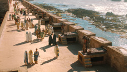 extant_GameOfThrones_3x03-WalkOfPunishment_3023
