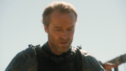 extant_GameOfThrones_3x03-WalkOfPunishment_3042