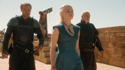 extant_GameOfThrones_3x03-WalkOfPunishment_3048