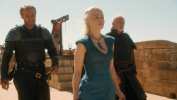 extant_GameOfThrones_3x03-WalkOfPunishment_3049