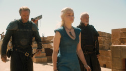 extant_GameOfThrones_3x03-WalkOfPunishment_3051