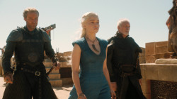 extant_GameOfThrones_3x03-WalkOfPunishment_3052