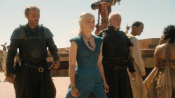 extant_GameOfThrones_3x03-WalkOfPunishment_3057