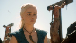 extant_GameOfThrones_3x03-WalkOfPunishment_3079