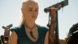 extant_GameOfThrones_3x03-WalkOfPunishment_3080