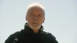 extant_GameOfThrones_3x03-WalkOfPunishment_3088