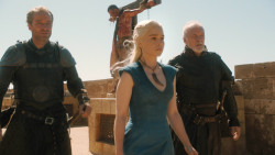 extant_GameOfThrones_3x03-WalkOfPunishment_3105