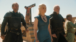 extant_GameOfThrones_3x03-WalkOfPunishment_3108