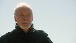 extant_GameOfThrones_3x03-WalkOfPunishment_3110