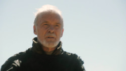 extant_GameOfThrones_3x03-WalkOfPunishment_3114