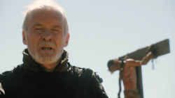 extant_GameOfThrones_3x03-WalkOfPunishment_3119
