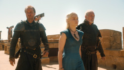 extant_GameOfThrones_3x03-WalkOfPunishment_3130