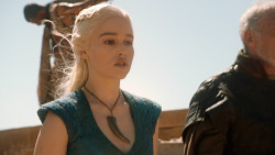 extant_GameOfThrones_3x03-WalkOfPunishment_3144